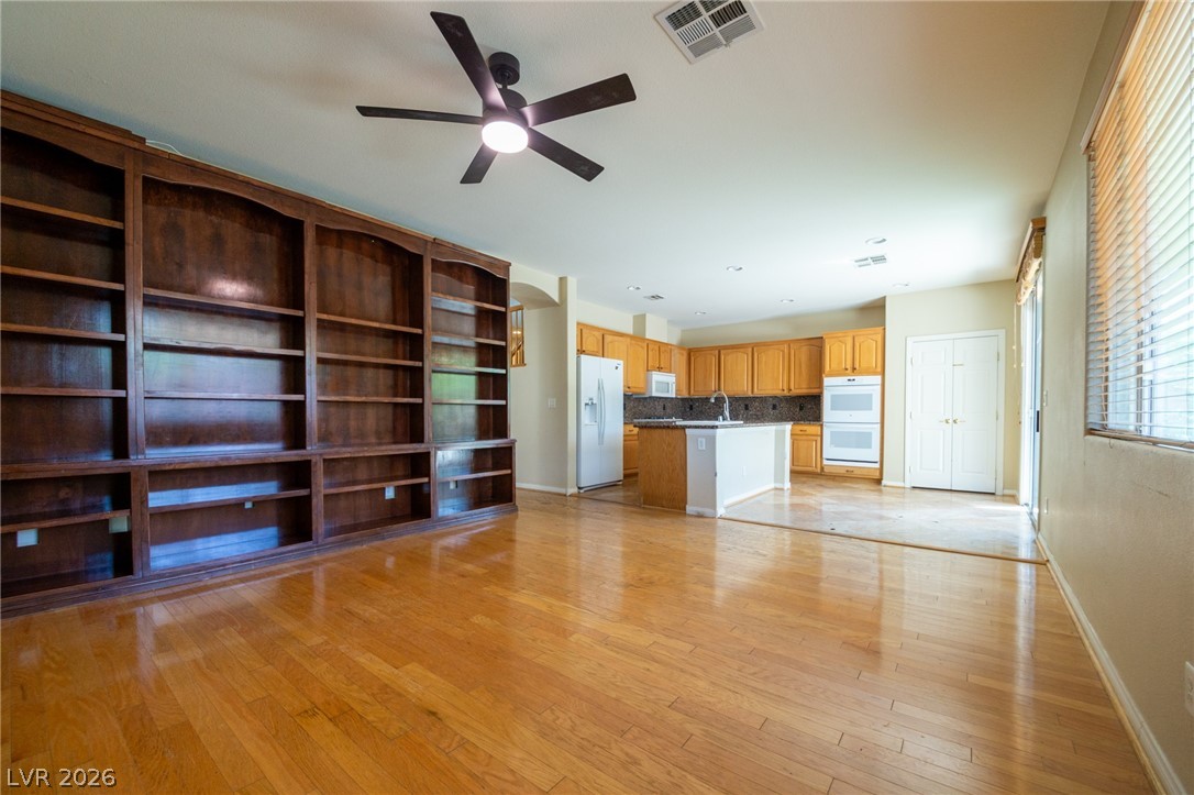 517 Bianca Bay Street Las Vegas NV 89144