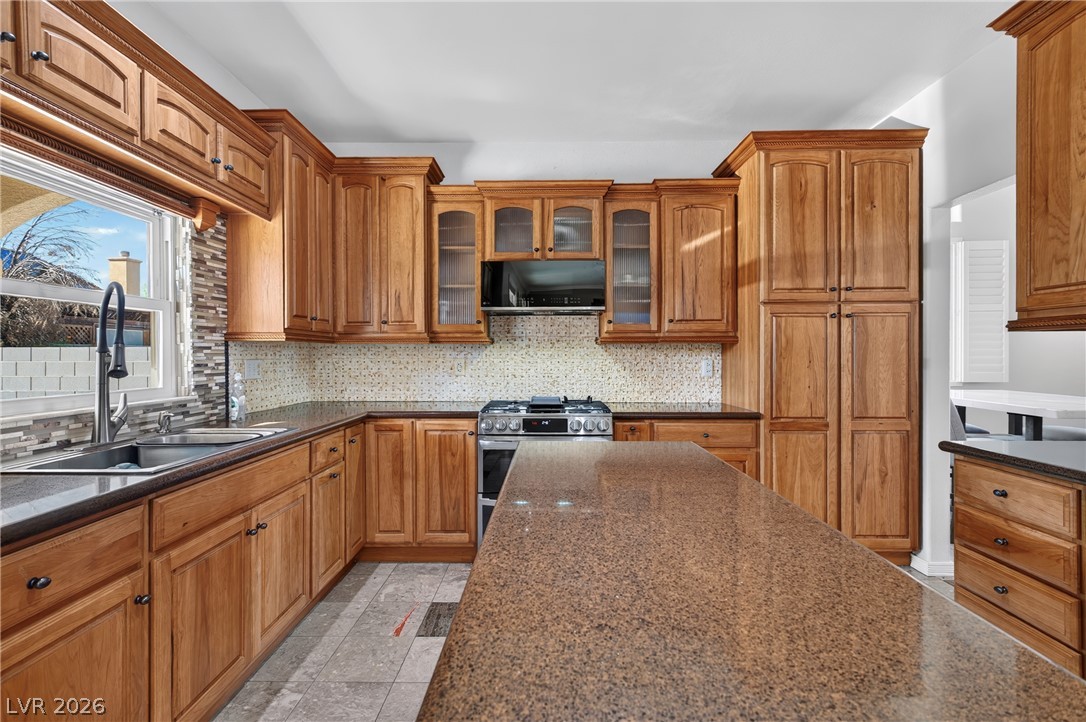 605 Lively Fiesta Way Henderson NV 89015