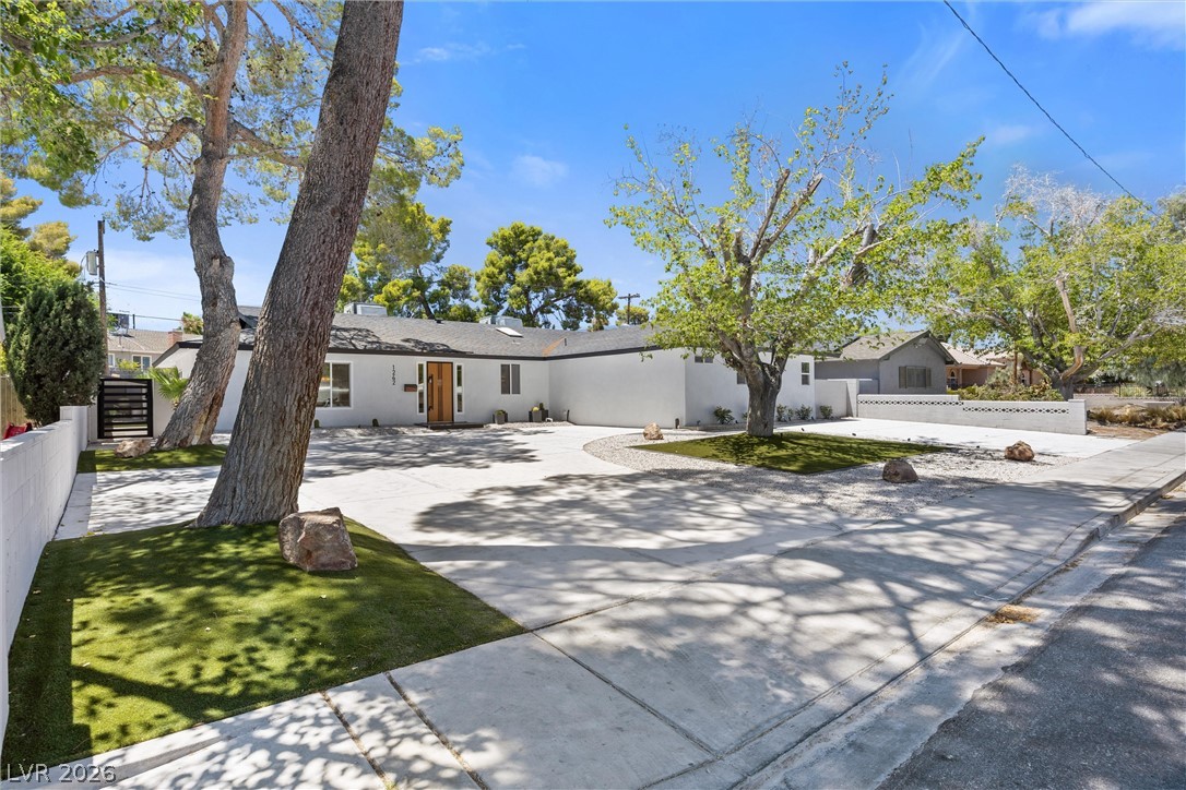 1242 Campbell Drive Las Vegas NV 89102