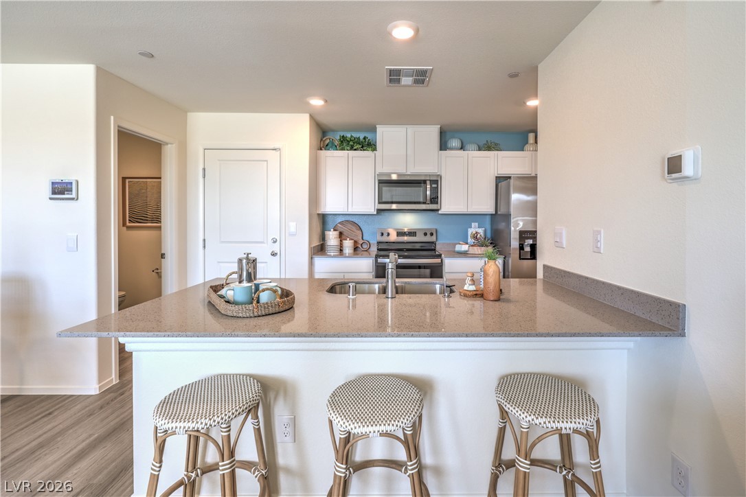 6082 Ginger Garden Street North Las Vegas NV 89081