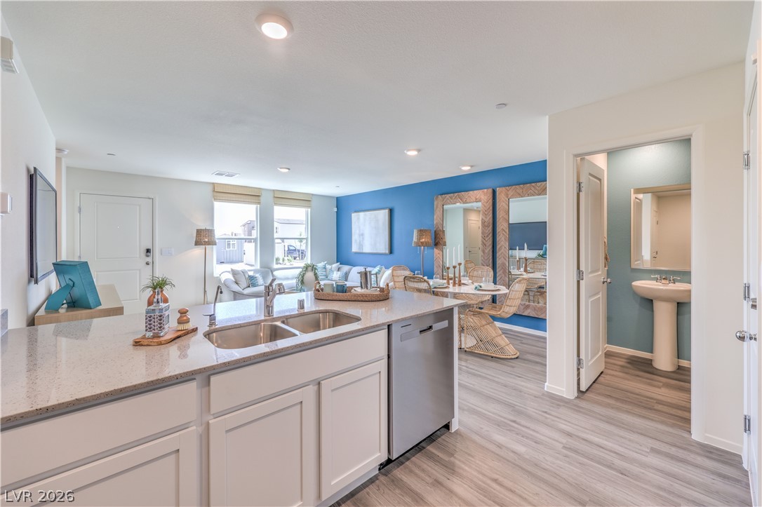 6082 Ginger Garden Street North Las Vegas NV 89081