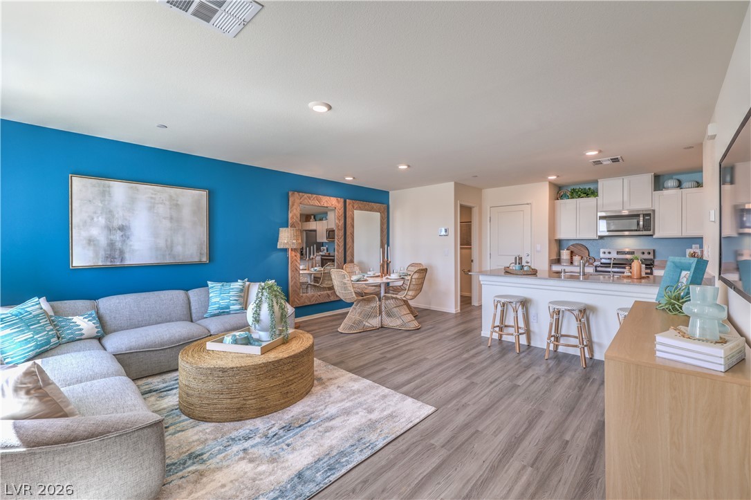 6082 Ginger Garden Street North Las Vegas NV 89081