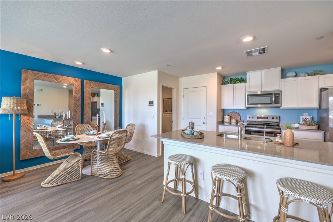 6082 Ginger Garden Street North Las Vegas NV 89081