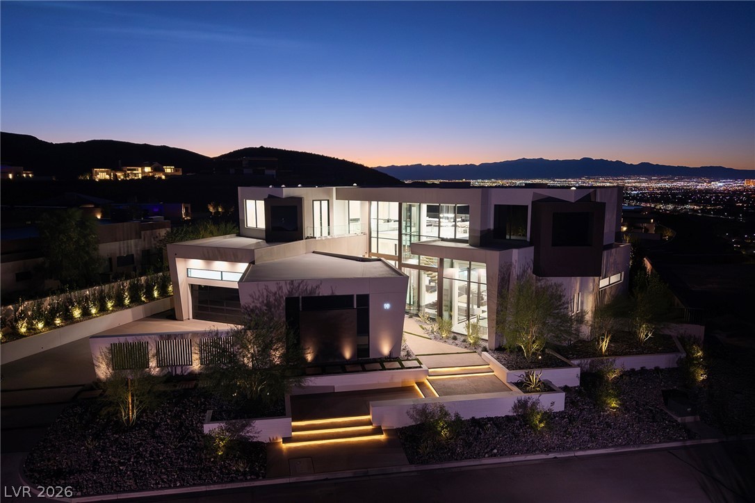 19 Boulderback Drive Henderson NV 89012