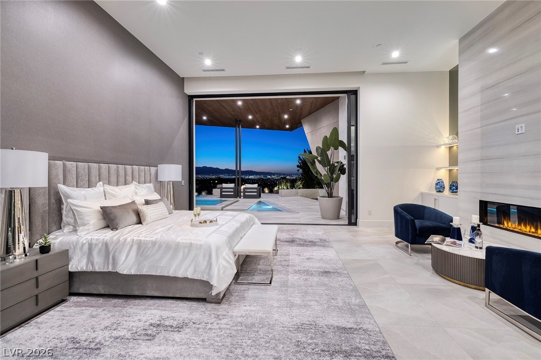 19 Boulderback Drive Henderson NV 89012