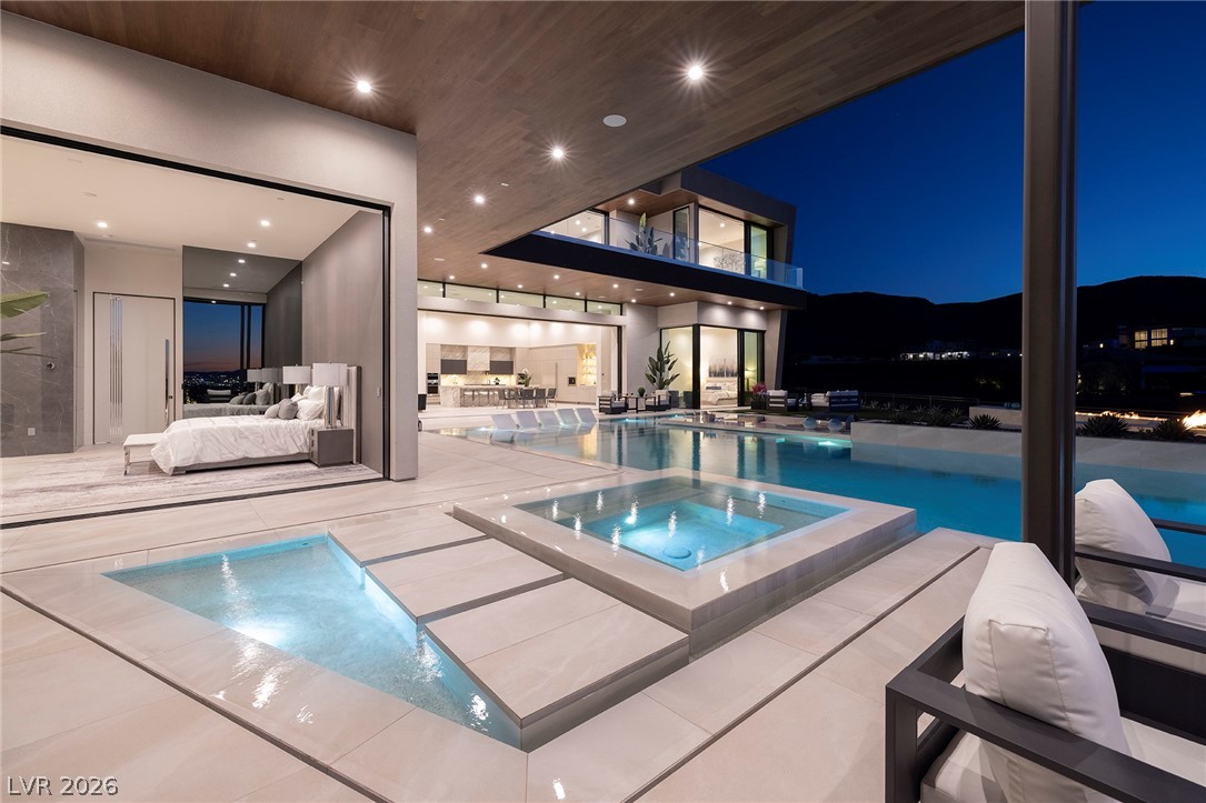 19 Boulderback Drive Henderson NV 89012