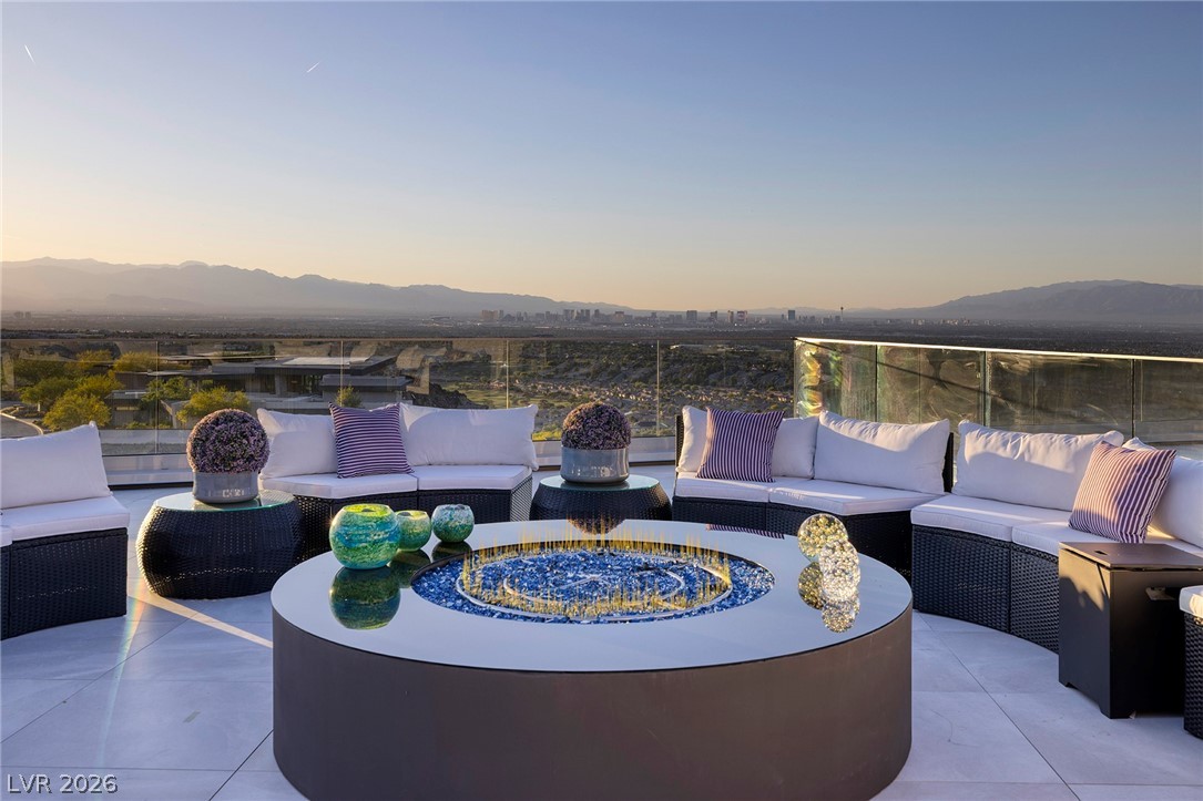 19 Boulderback Drive Henderson NV 89012