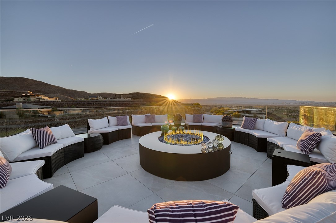 19 Boulderback Drive Henderson NV 89012
