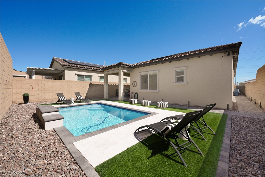 8239 Desert Madera Street Las Vegas NV 89166
