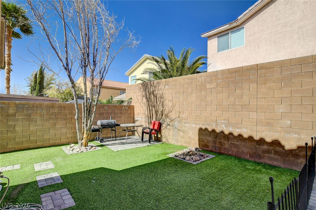 2672 Strichen Avenue Henderson NV 89044