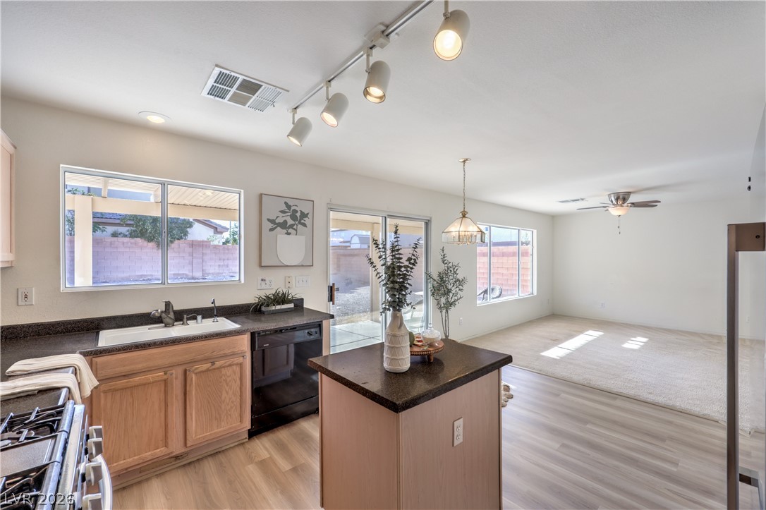 5761 Arrow Tree Street Las Vegas NV 89130