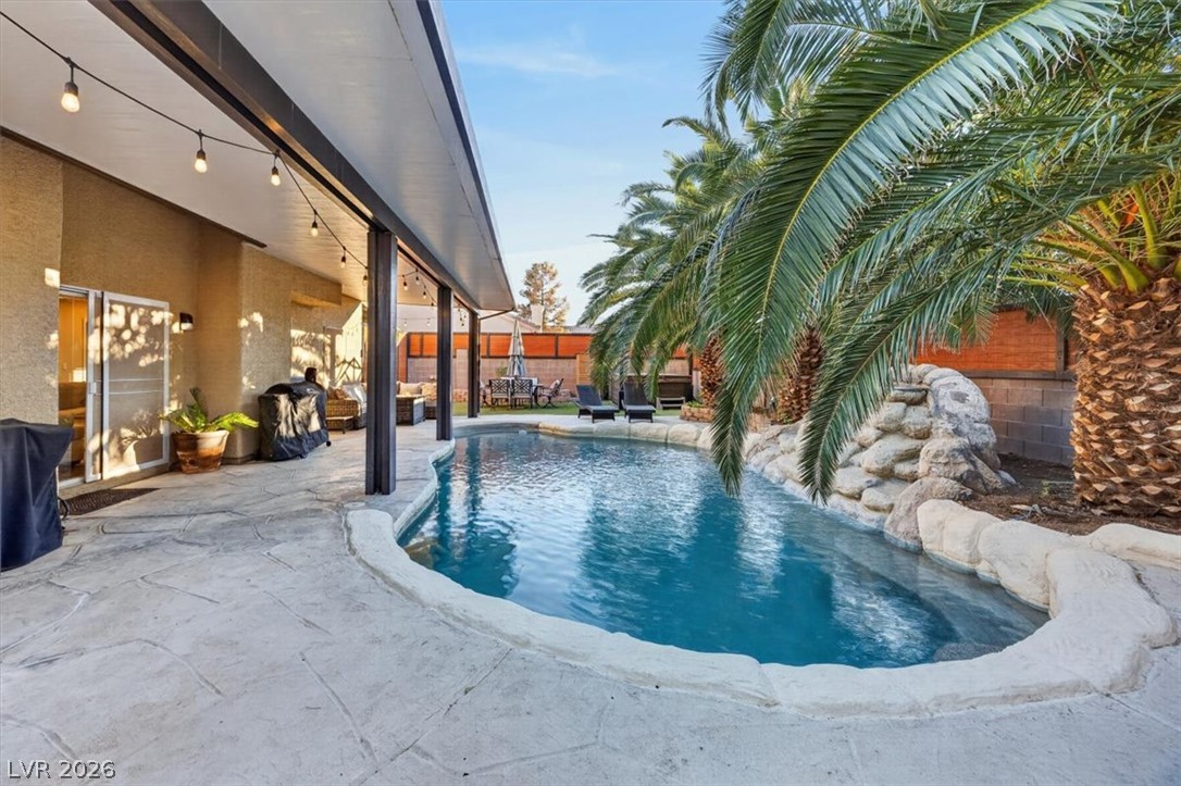 1913 April Mist Street Henderson NV 89002