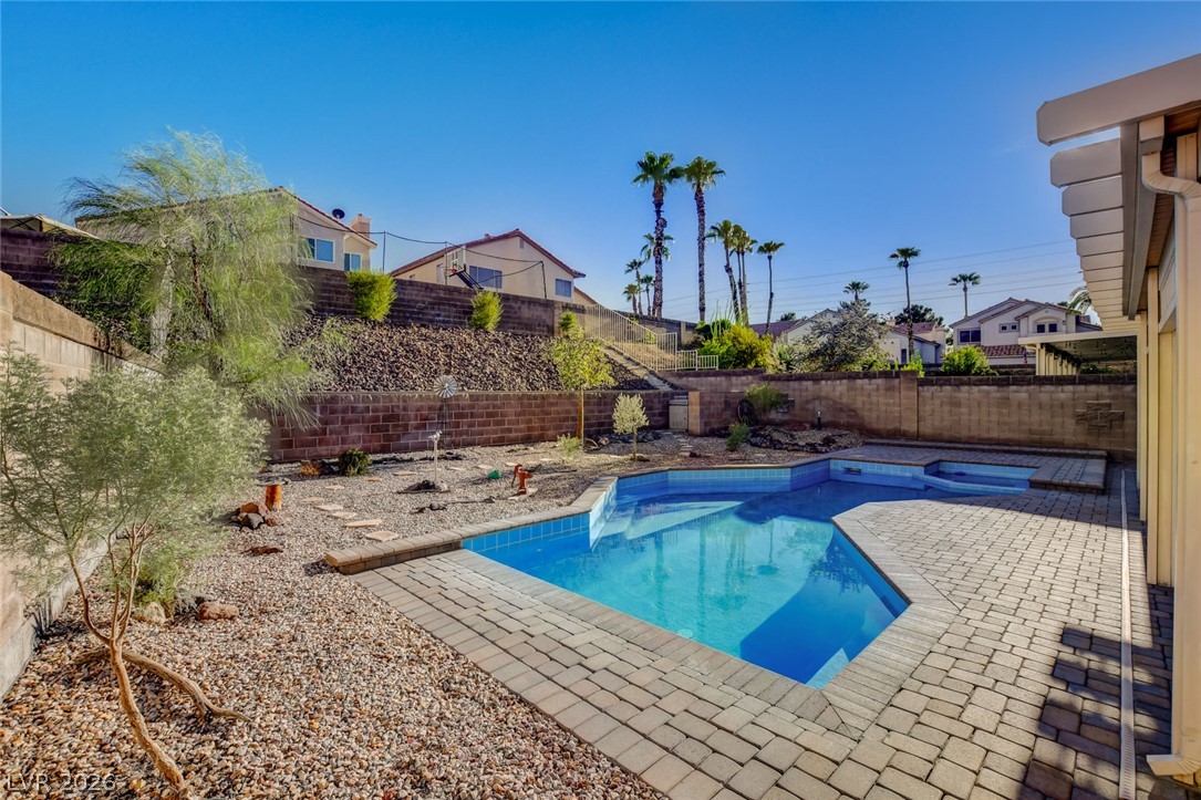 184 Adomeit Drive Henderson NV 89074