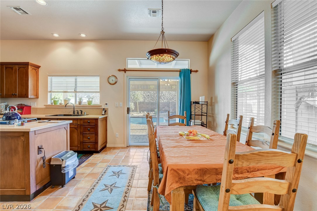 184 Adomeit Drive Henderson NV 89074