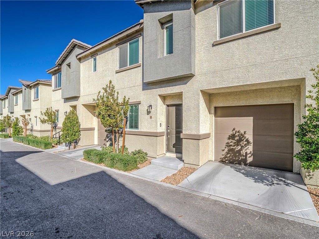 12286 Glass Desert Road 2 Las Vegas NV 89183