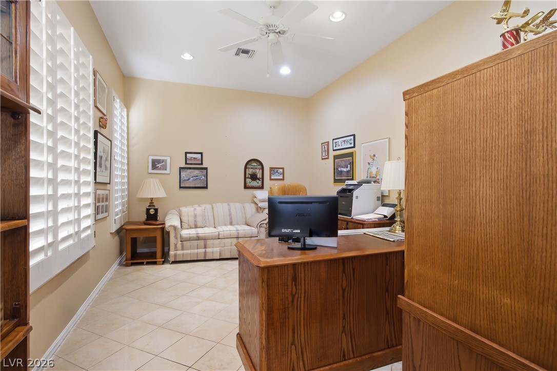 2240 Hot Oak Ridge Street Las Vegas NV 89134