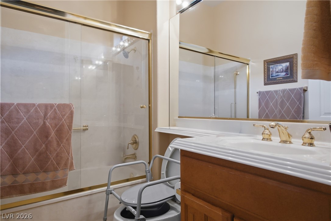 2240 Hot Oak Ridge Street Las Vegas NV 89134