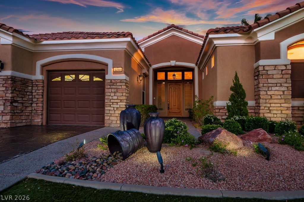 2240 Hot Oak Ridge Street Las Vegas NV 89134