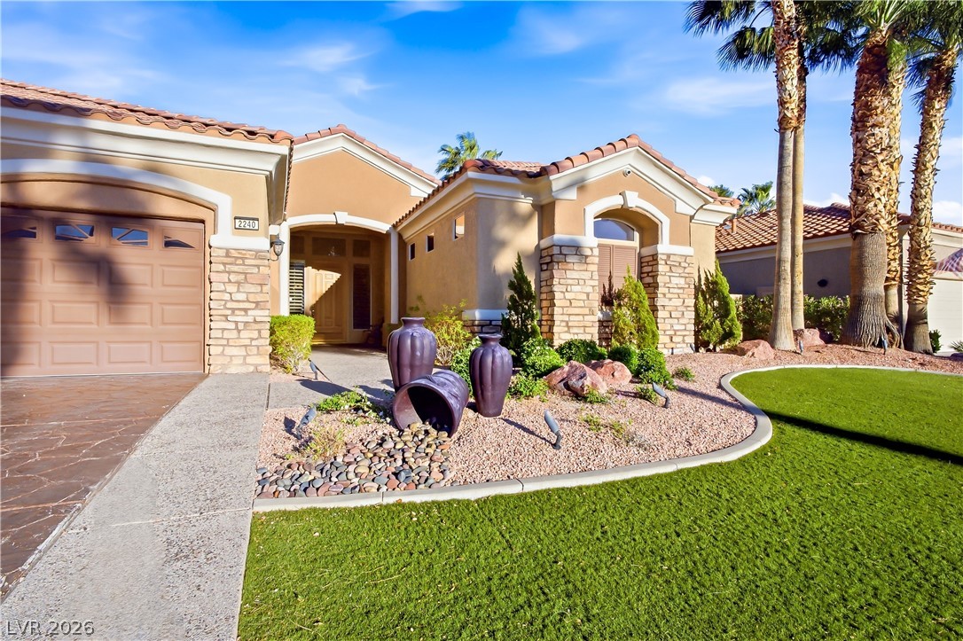 2240 Hot Oak Ridge Street Las Vegas NV 89134