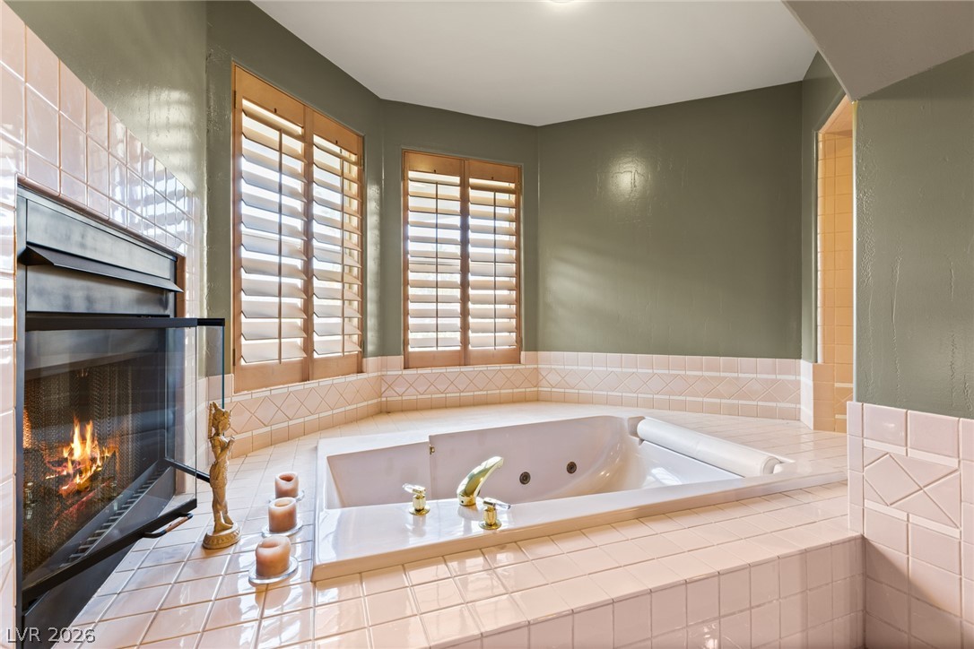 3004 Astoria Pines Circle Las Vegas NV 89107