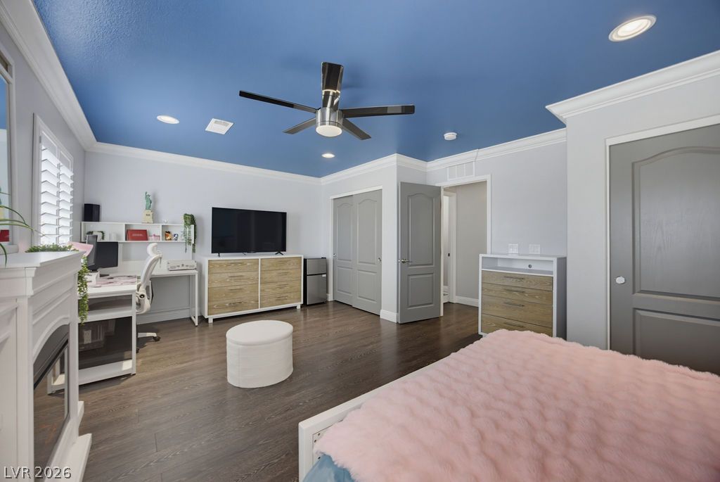 10650 Sand Mountain Avenue Las Vegas NV 89166