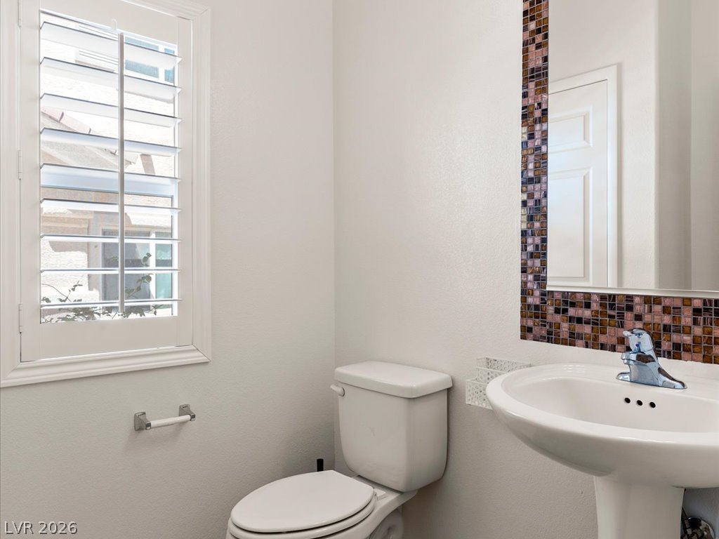 6496 Clara Bow Avenue 103 Las Vegas NV 89122