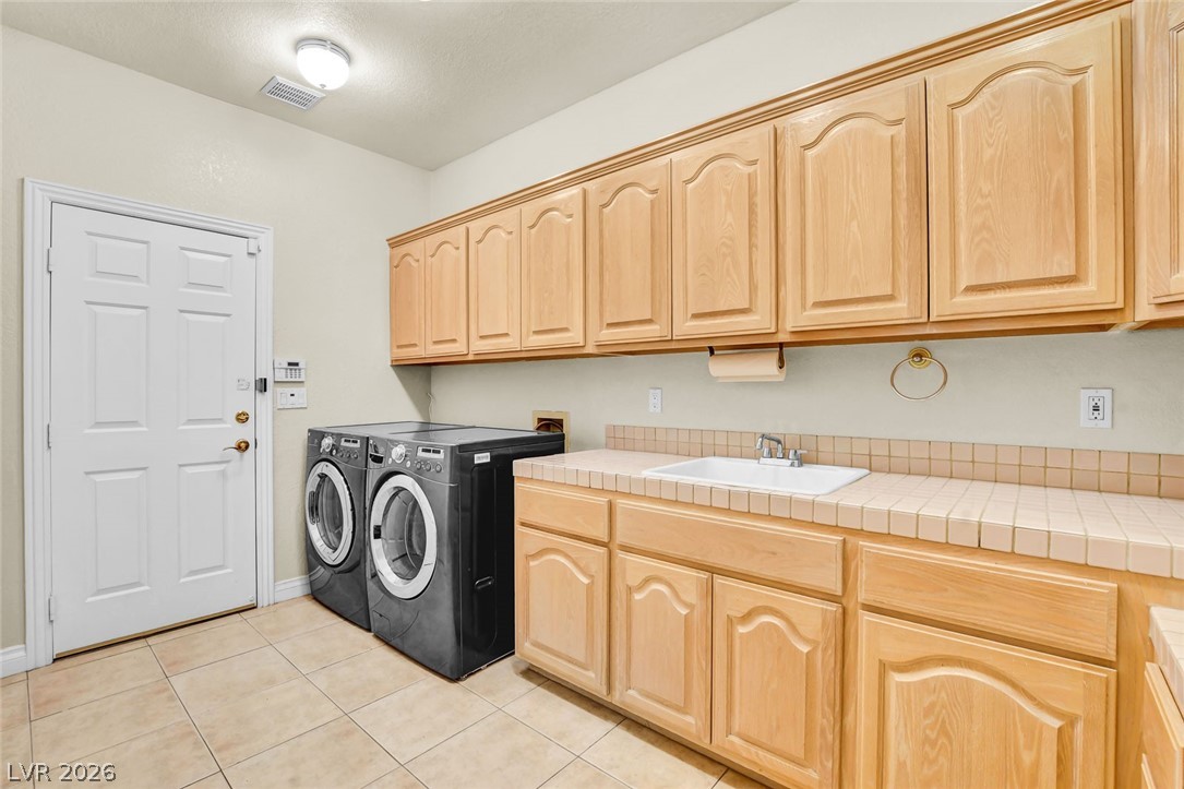 1931 Fox Canyon Circle Las Vegas NV 89117