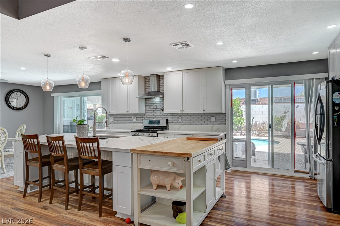 6358 Elmira Drive Las Vegas NV 89118