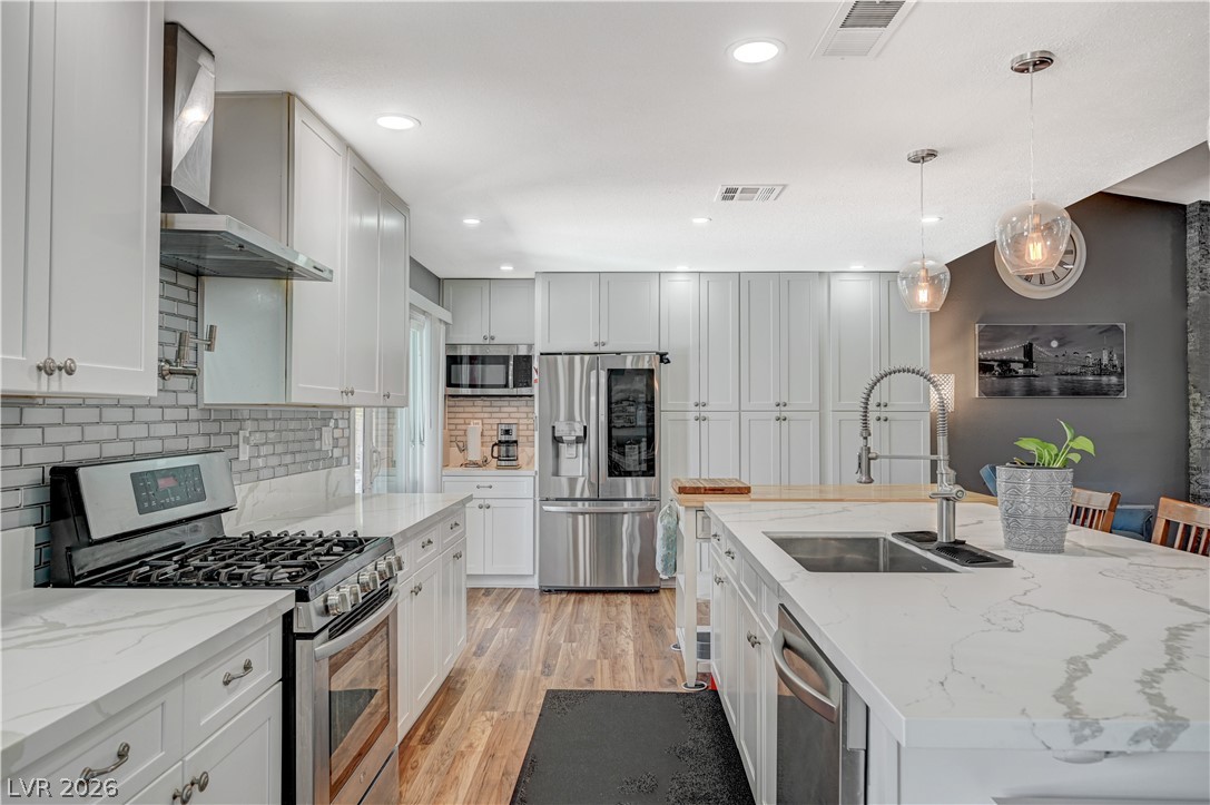 6358 Elmira Drive Las Vegas NV 89118