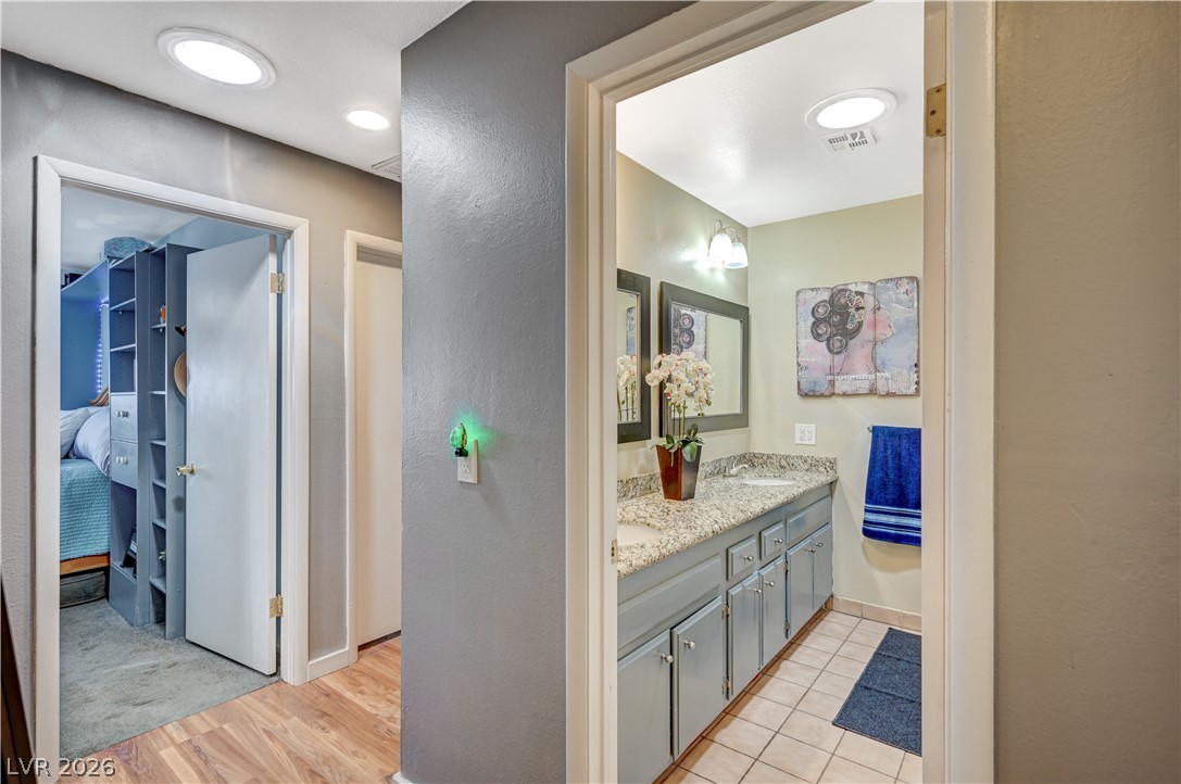 6358 Elmira Drive Las Vegas NV 89118