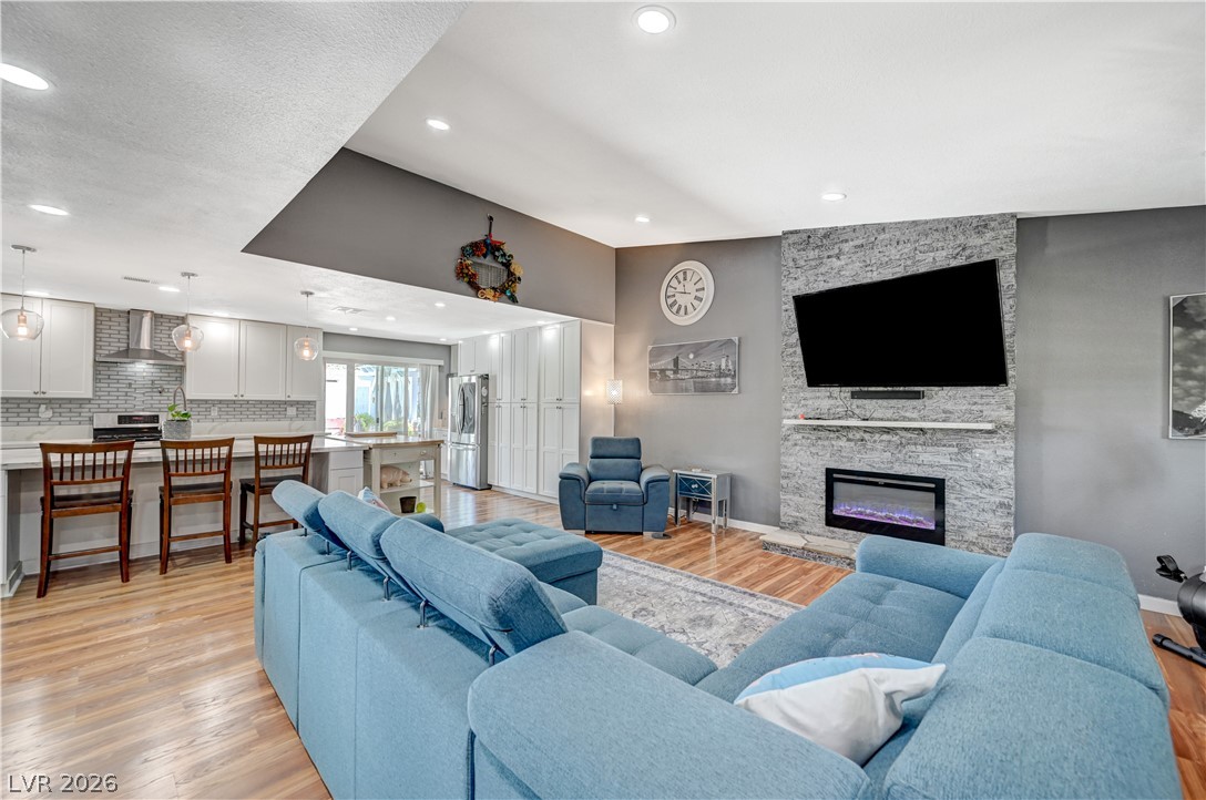 6358 Elmira Drive Las Vegas NV 89118
