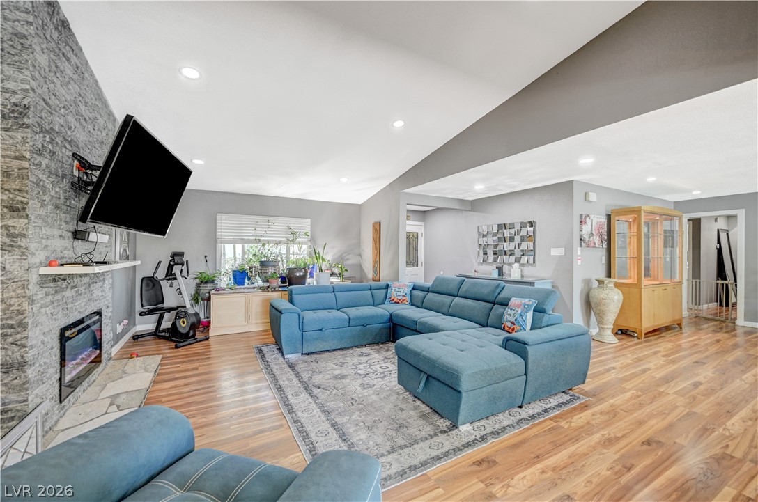 6358 Elmira Drive Las Vegas NV 89118