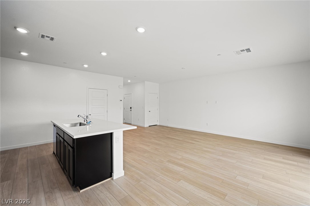 9951 Kimura Hills Avenue Las Vegas NV 89129