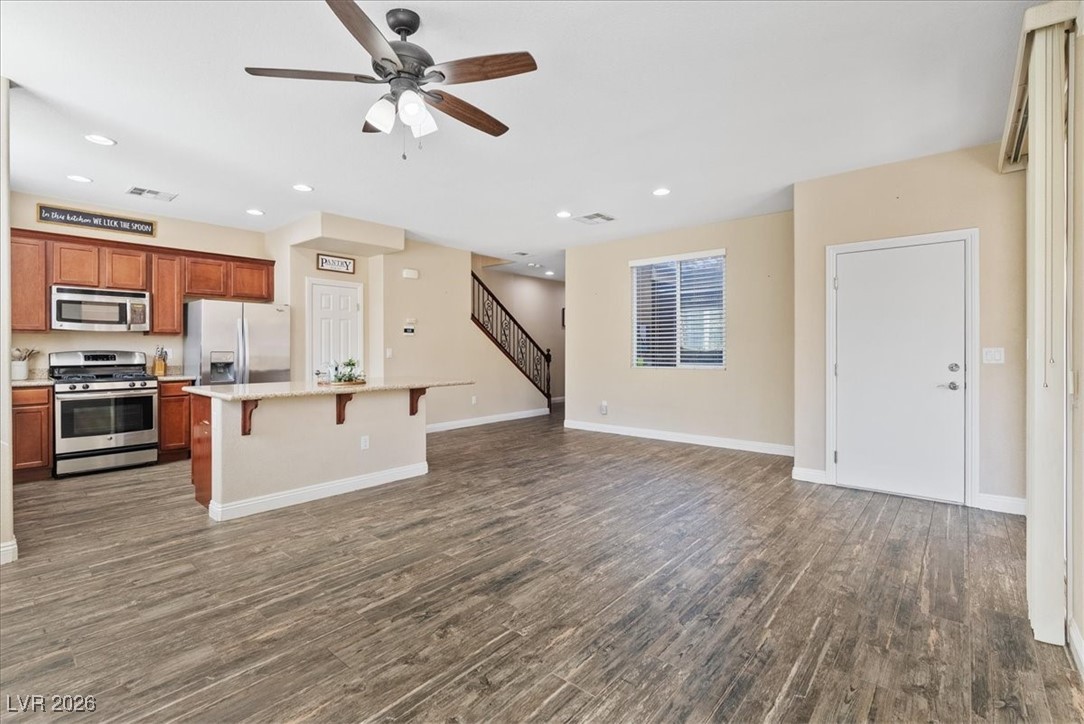 6871 Compass Cove Avenue Las Vegas NV 89142