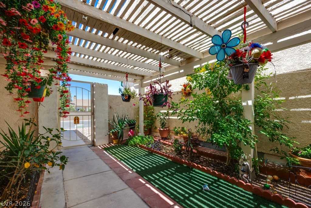 7304 Empress Drive Las Vegas NV 89147