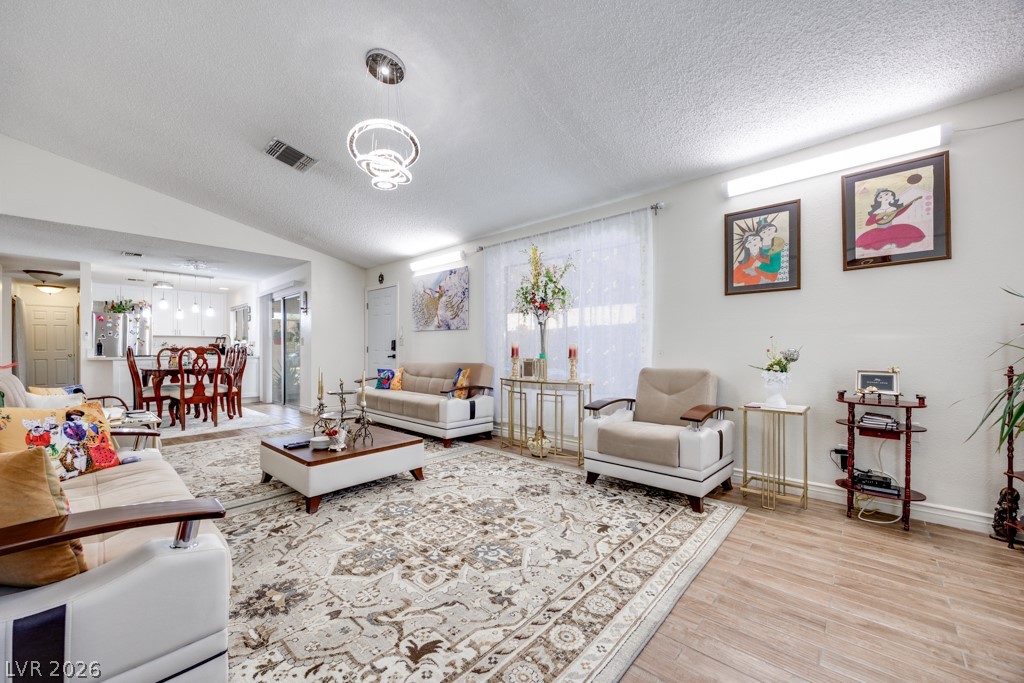 7304 Empress Drive Las Vegas NV 89147