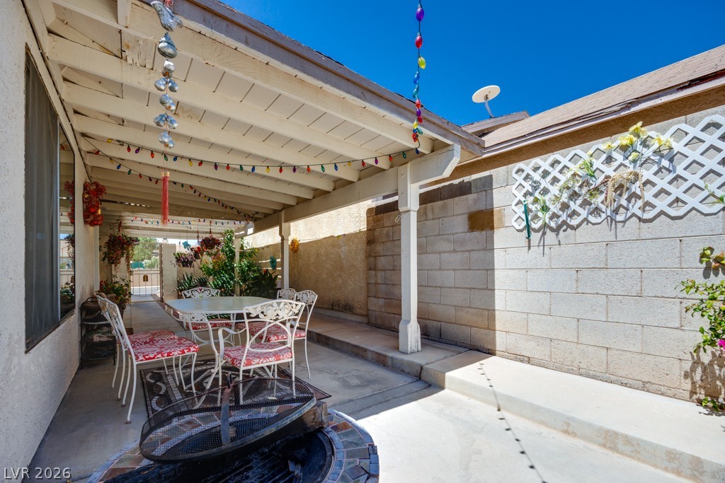 7304 Empress Drive Las Vegas NV 89147