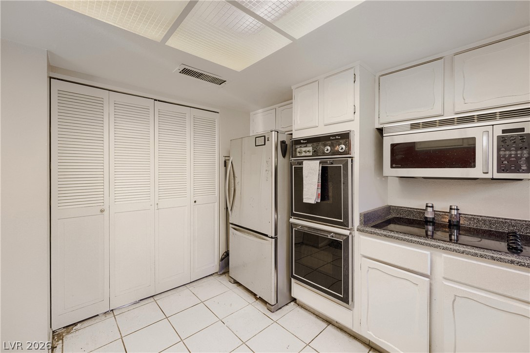 4180 Flamingo Crest Drive 3 Las Vegas NV 89121