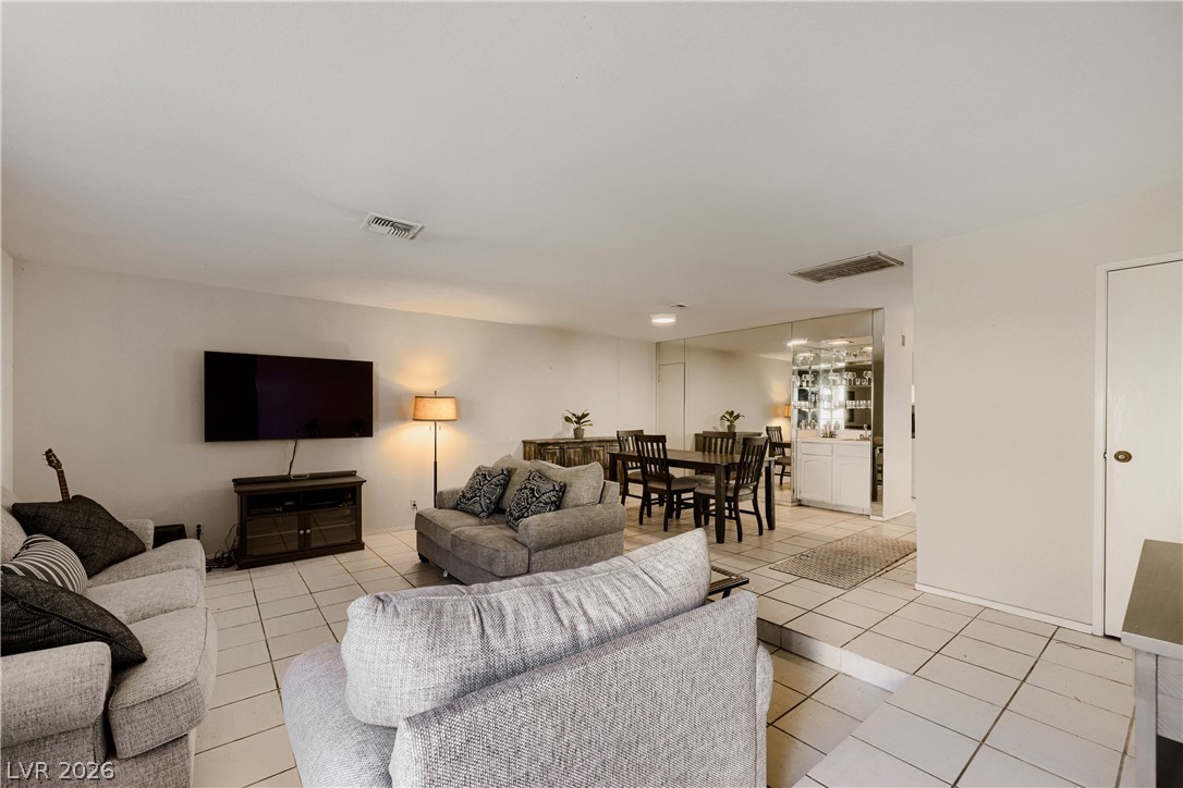 4180 Flamingo Crest Drive 3 Las Vegas NV 89121