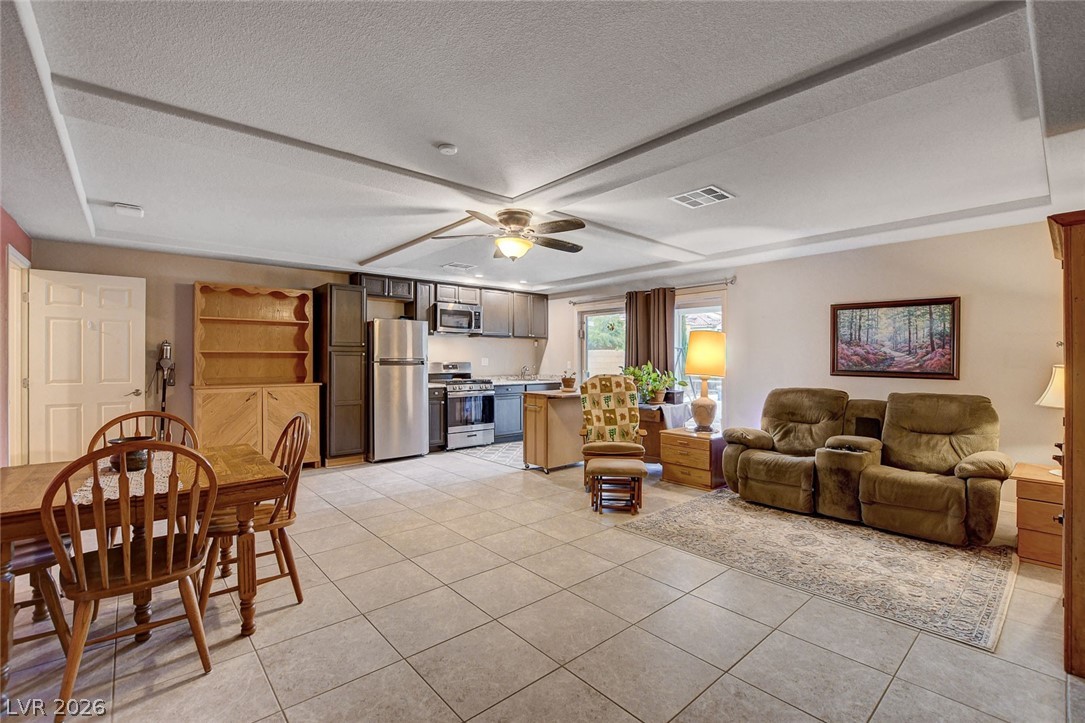 9656 Paraiso Springs Street Las Vegas NV 89139