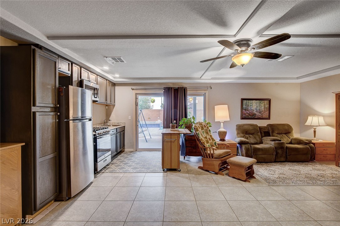9656 Paraiso Springs Street Las Vegas NV 89139