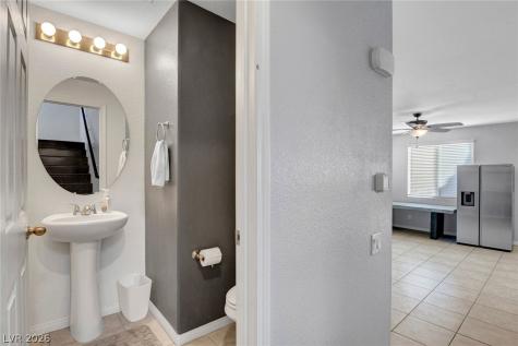 6324 Gulf Waters Street North Las Vegas NV 89081