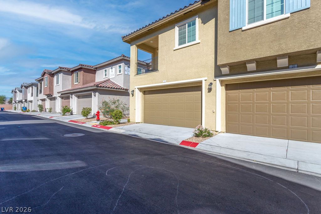 25 Barbara Lane 22 Las Vegas NV 89183