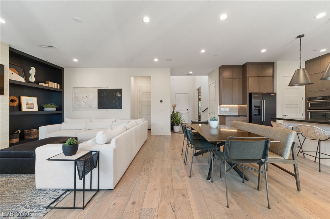 10125 Sequoia Glen Avenue Las Vegas NV 89166