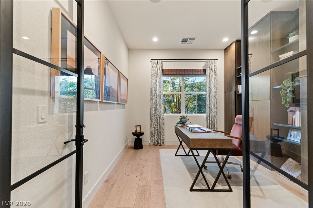 10125 Sequoia Glen Avenue Las Vegas NV 89166