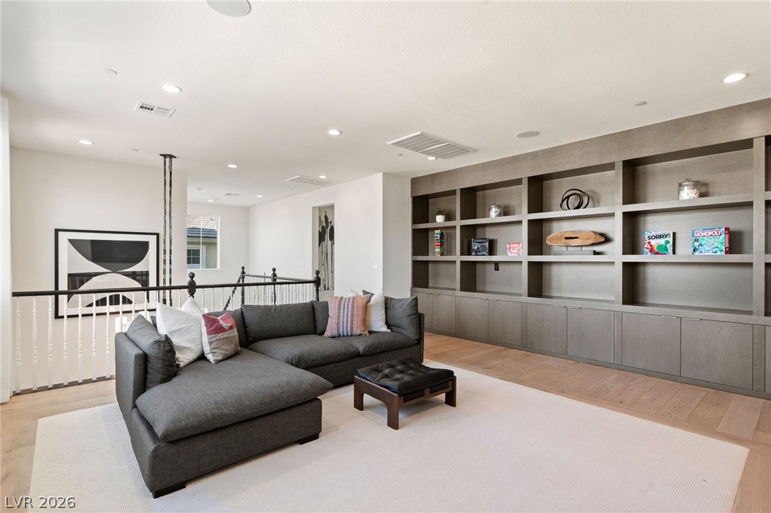 10125 Sequoia Glen Avenue Las Vegas NV 89166