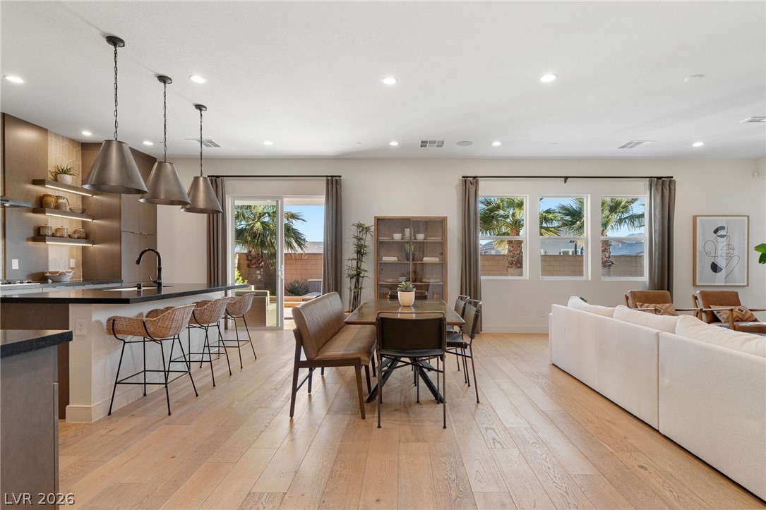 10125 Sequoia Glen Avenue Las Vegas NV 89166