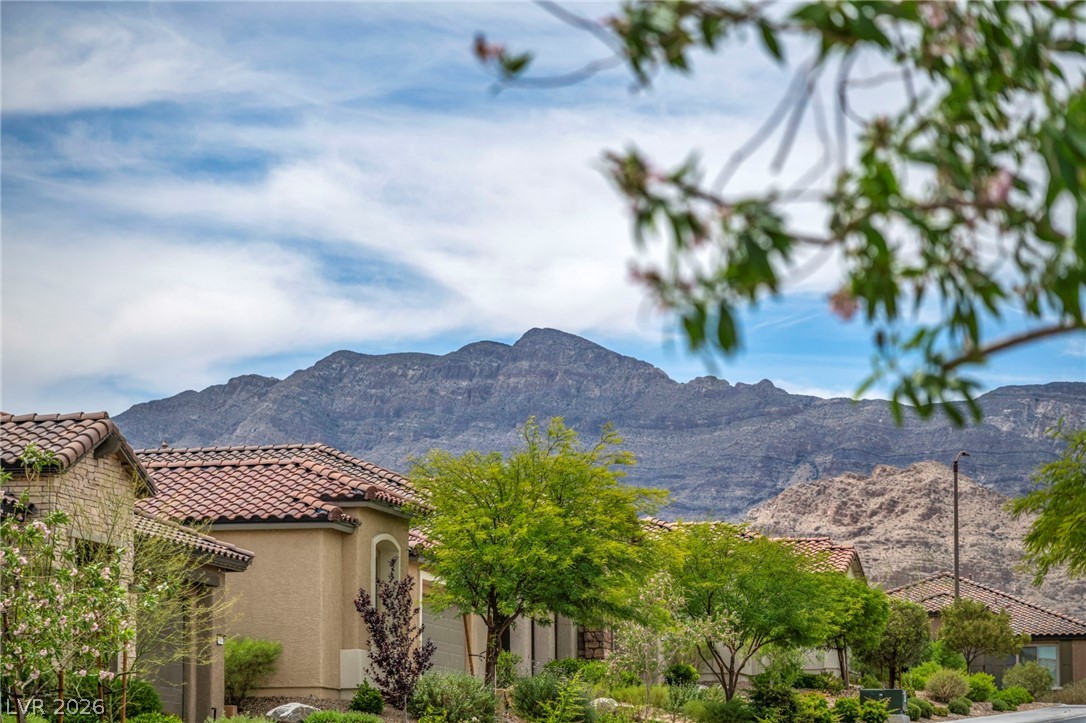 10912 Gardenova Avenue Las Vegas NV 89166