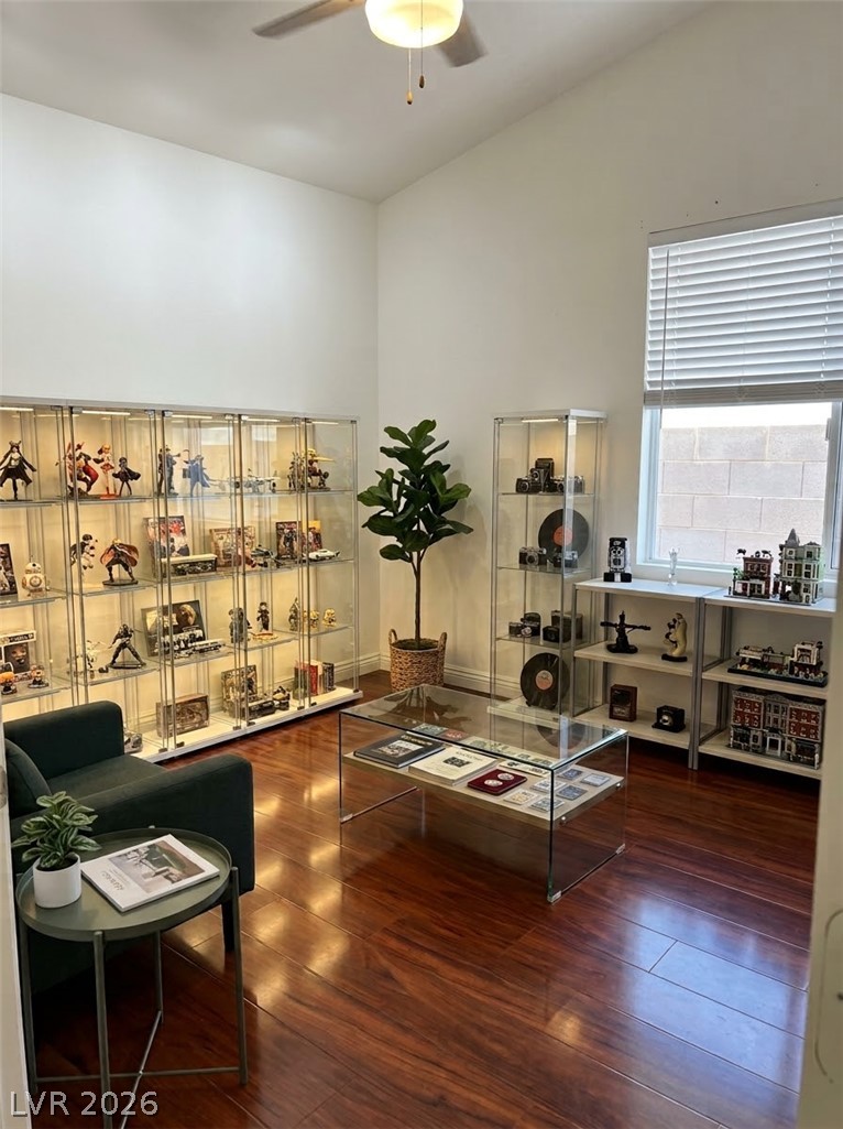 8121 Chambersberg Street Las Vegas NV 89147
