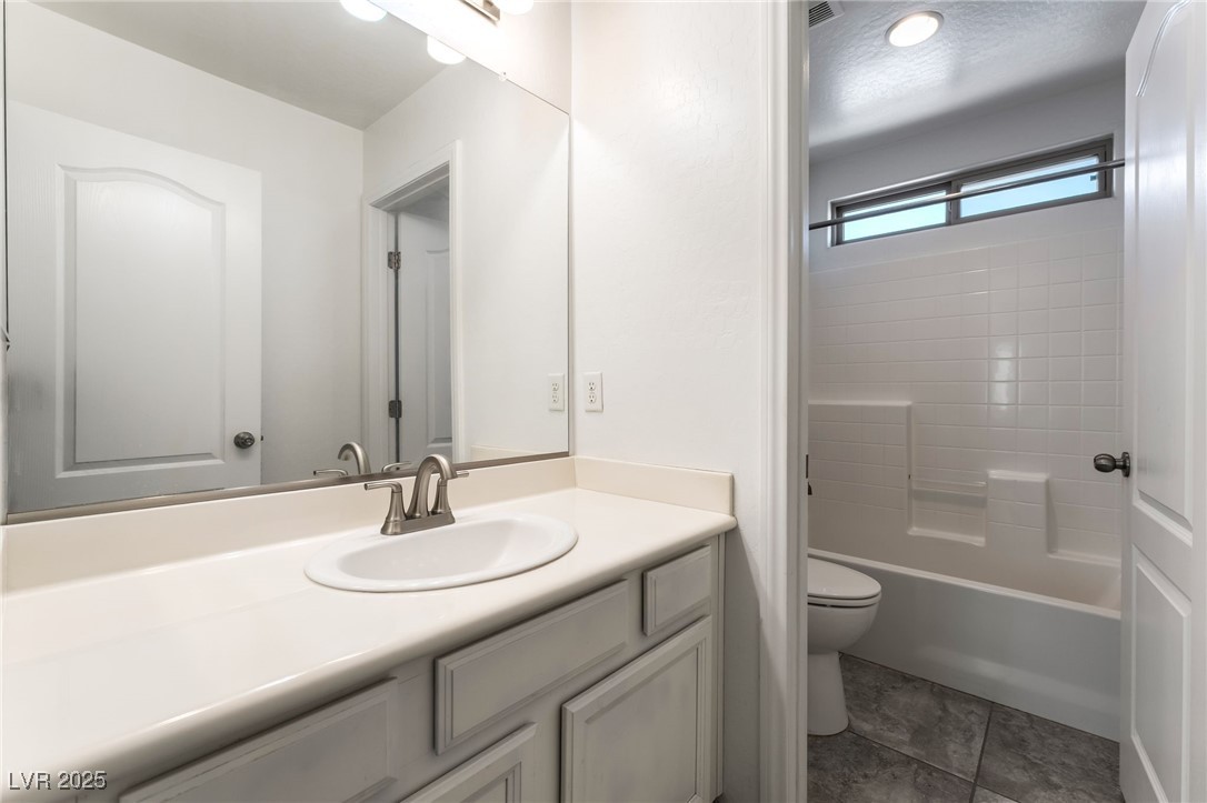 7616 Eastham Bay Avenue Las Vegas NV 89179